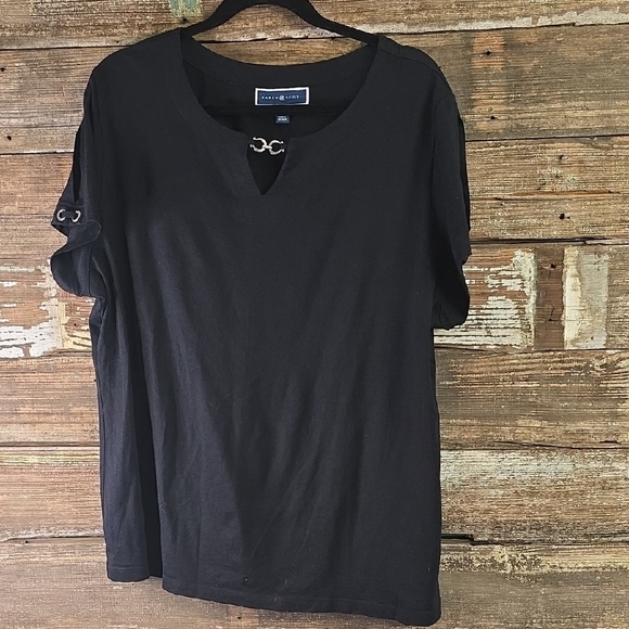 Karen Scott Black Short Sleeve Top With Silver Hardware, SIZE XXL, NWOT - Picture 1 of 5